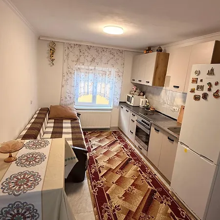 Apartment затишне місце біля лісу