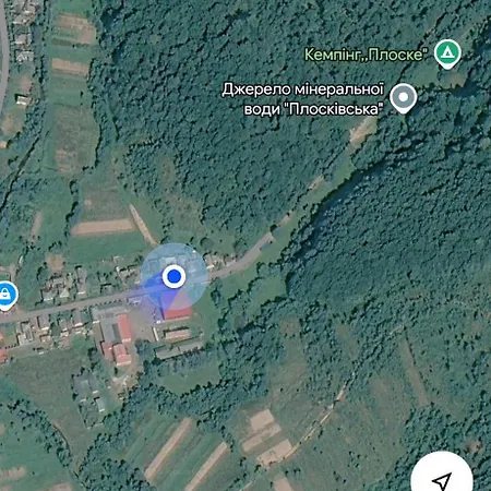 затишне місце біля лісу Apartment *